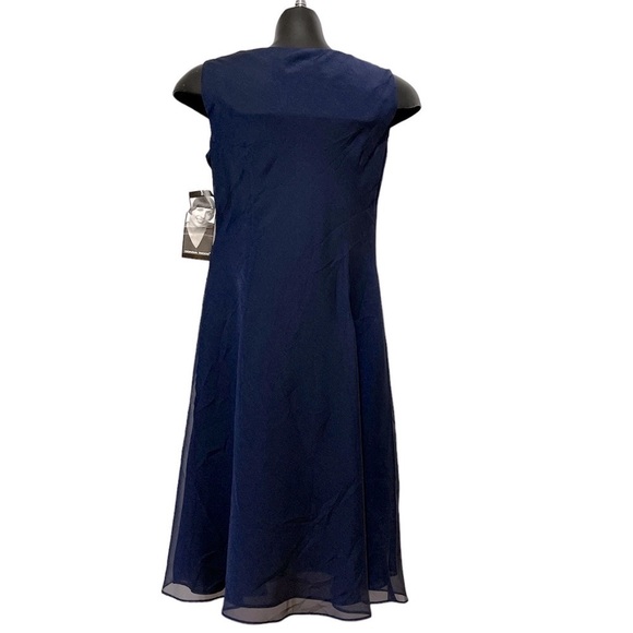  Dresses 3 for $50
NWT DONNA RICCO Blue Knot Waist Satin Dress Size 6P - Picture 3 of 5